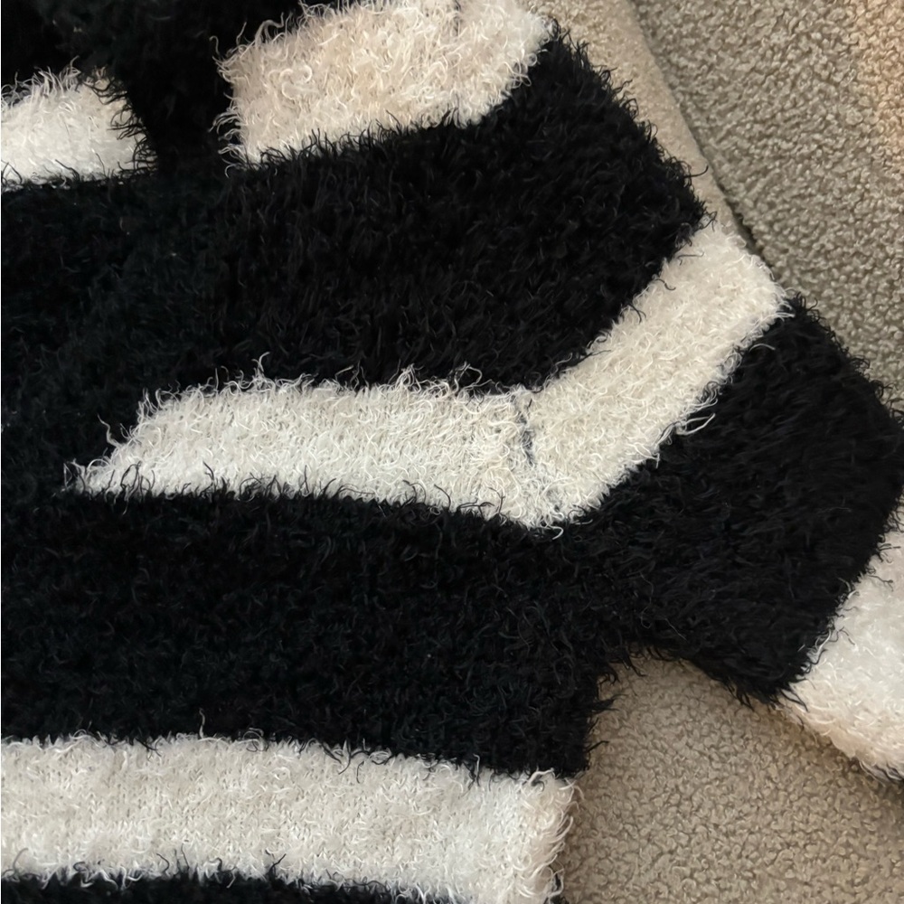 Philosophy Black and White Striped Sweater - Picture 5 of 5